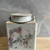 A square Chinese teapot - Image 10